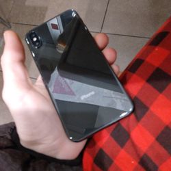 Super Clean Locked Iphone XS