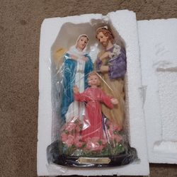 Holy FAMILY STATUE  12 Inches Tall 