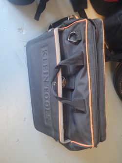 Kleenex tool bags