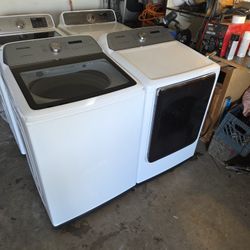 Samsung Washer And Electric Dryer Large Capacity 