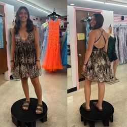 New With Tags Black & Gold Sequin Short Formal Dress & Homecoming Dress $55