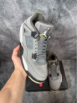 Jordan 4 cool grey size 10.5