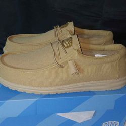 Hey DUDE MEN SZ 12 NEW W/Box