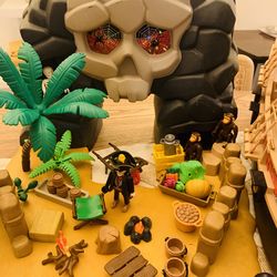 Playmobil pirates knights and vikings