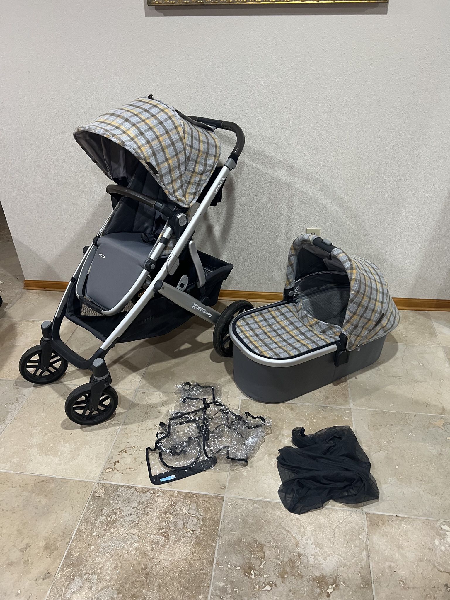 Uppababy Vista Stroller With Bassinet 