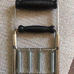 VINTAGE HAND EXERCISER