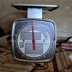 Vintage 5lb Scale