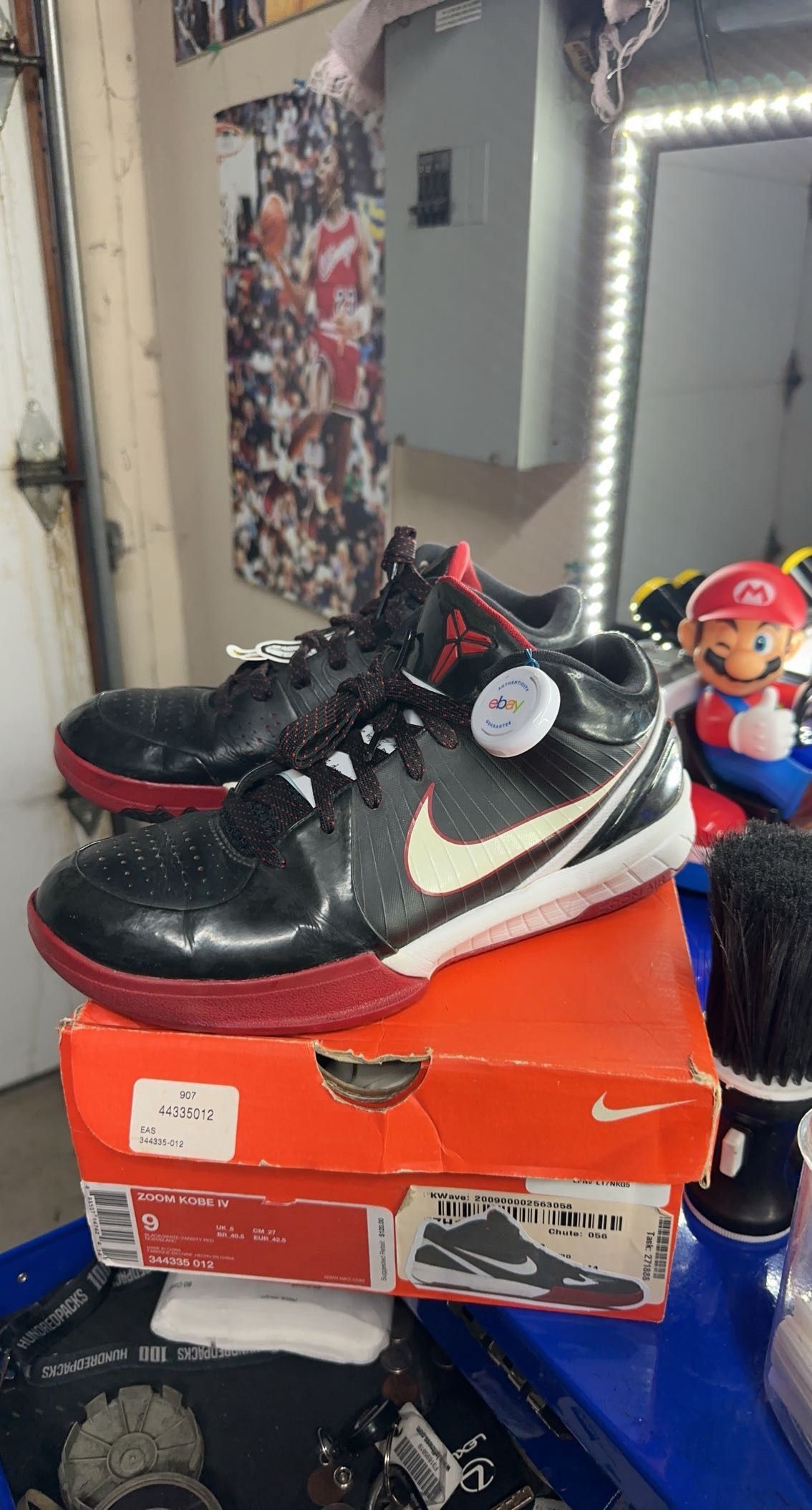 Nike Kobe 4 Basketball Shoes