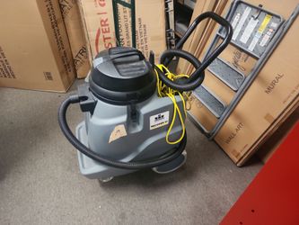 Karcher 18-Gallon 1.61 HP Corded Wet/Dry Shop Vacuum