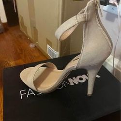 Chanel Sandals- Size 8 for Sale in Bedford Corners, NY - OfferUp