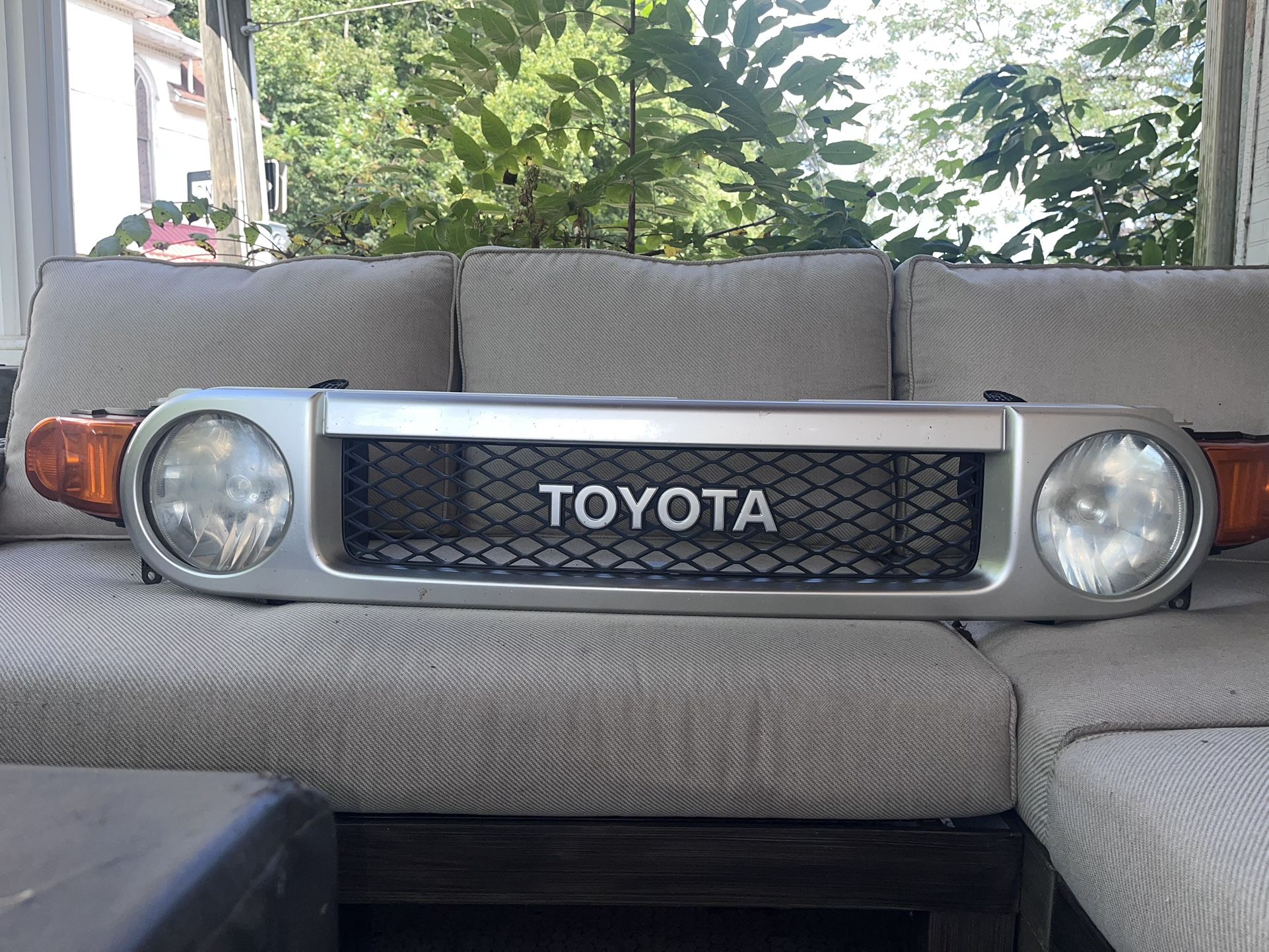 2007 FJ Cruiser Headlight, Turn signal, Grille set