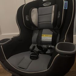 Graco Car seat Extend to fit