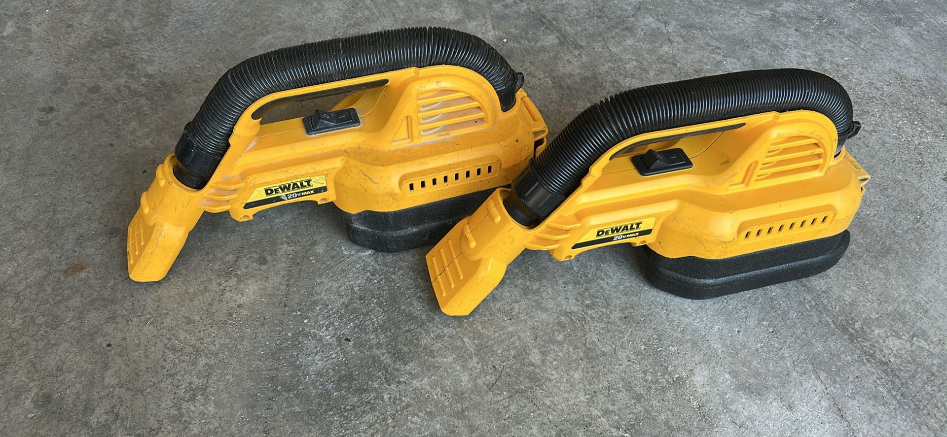 Dewalt Vacuum 20 Volt 2 Of Them Not Working $50 For Both