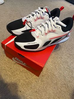 Nike Air Max Excee White/University Gold/Wolf Grey/Black DZ0795-103