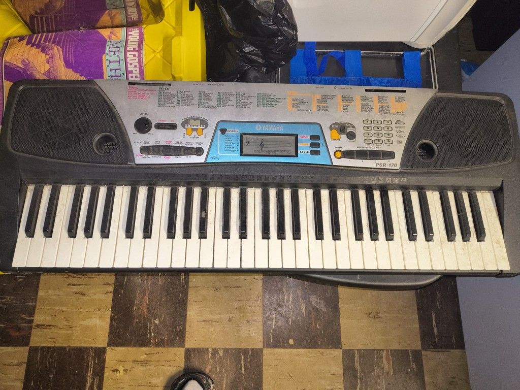 Pino Keyboard And Stand
