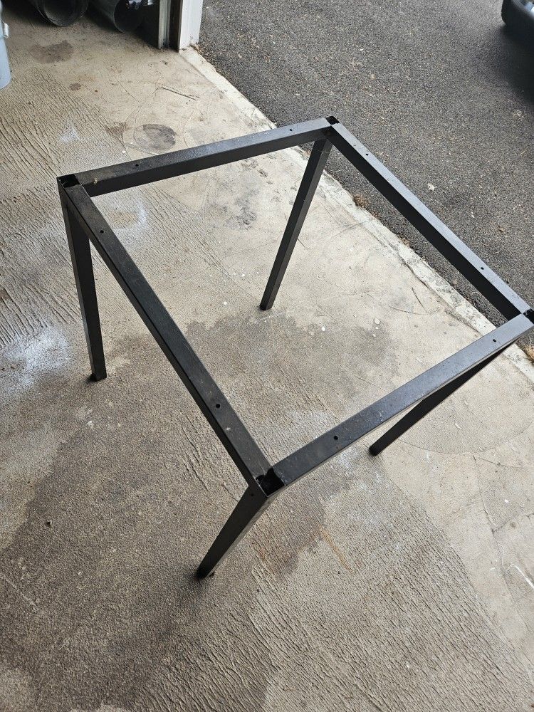 Metal Table Frame