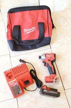 Milwaukee 18V Compact Brushless Impact Driver KIT