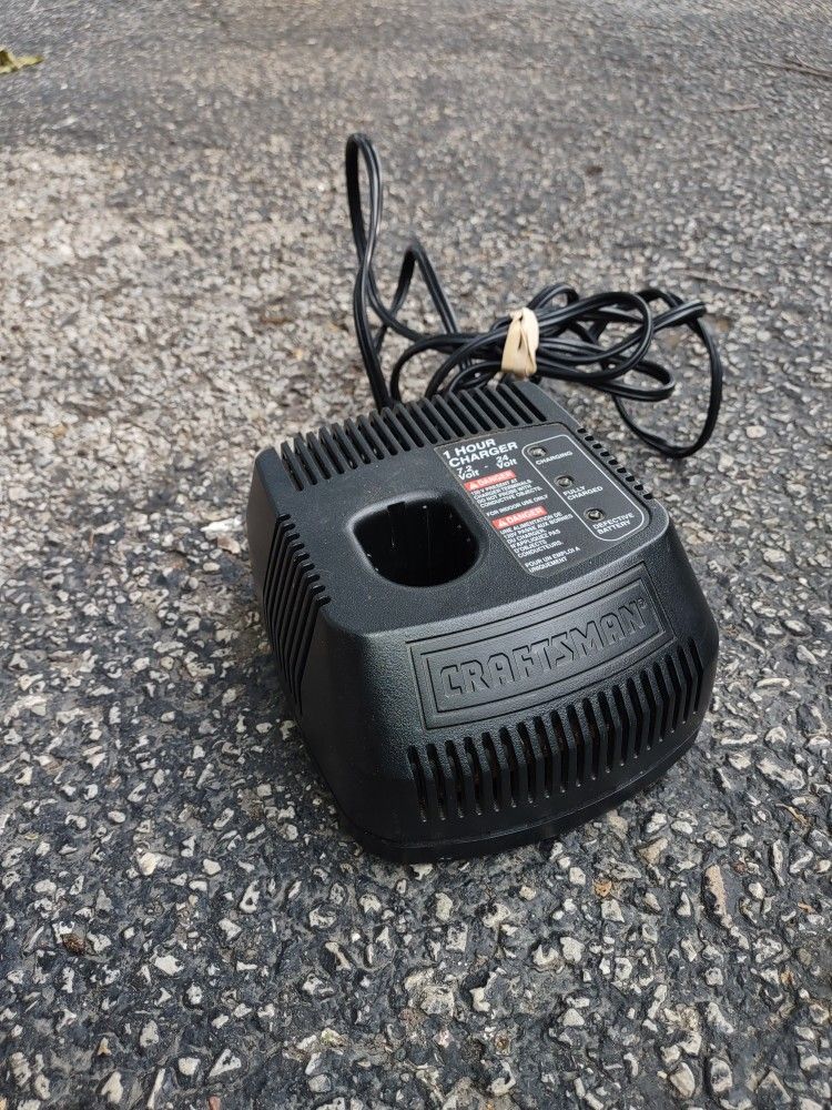 Craftsman 7.4v-24v Muti-1Hour Charger