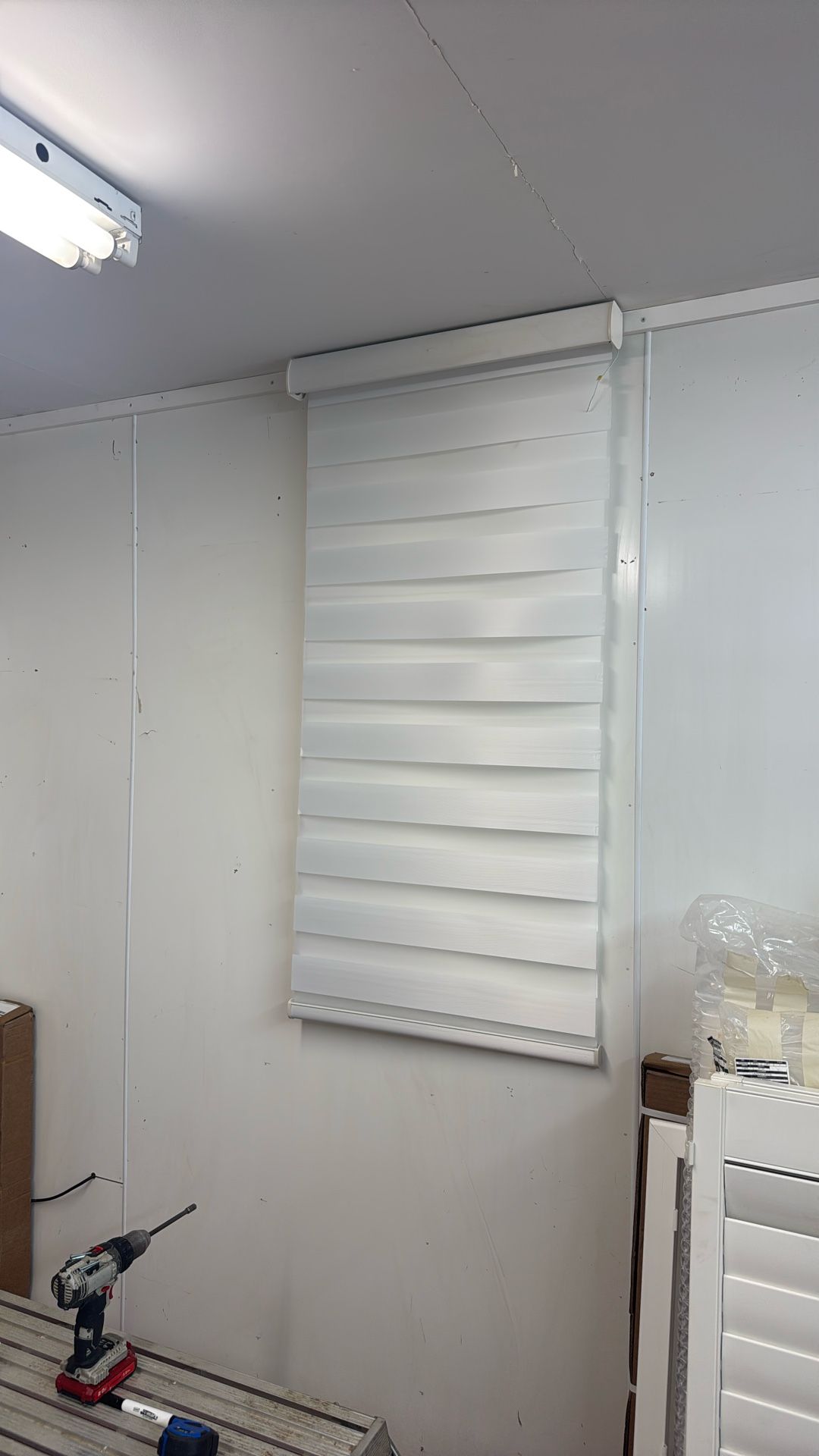 Banded Roller Shade Motorized