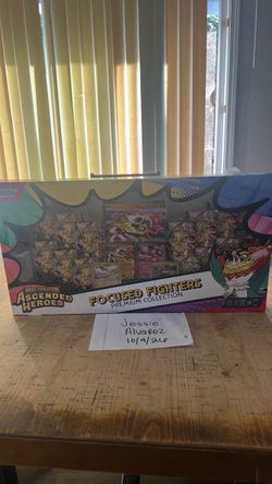 Pokémon Focused Fighters Premium Collection Box
