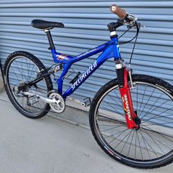 SPECIALIZED MOUNTAIN BIKE FULL SUSPENSION 21 SPEEDS TIRE 26 