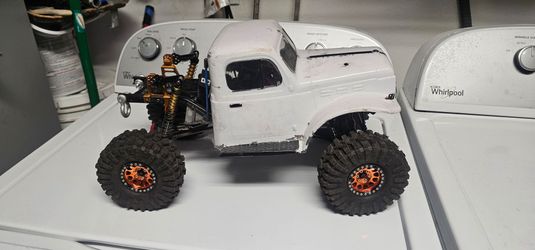Traxxas trx4 high trail.