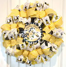 22” Bee Our Guest 🐝 Summer Door Wreath