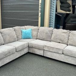 Sectional Couch 