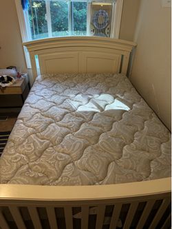 Full size bed and mattress Bothell area