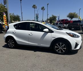 2019 Toyota Prius c