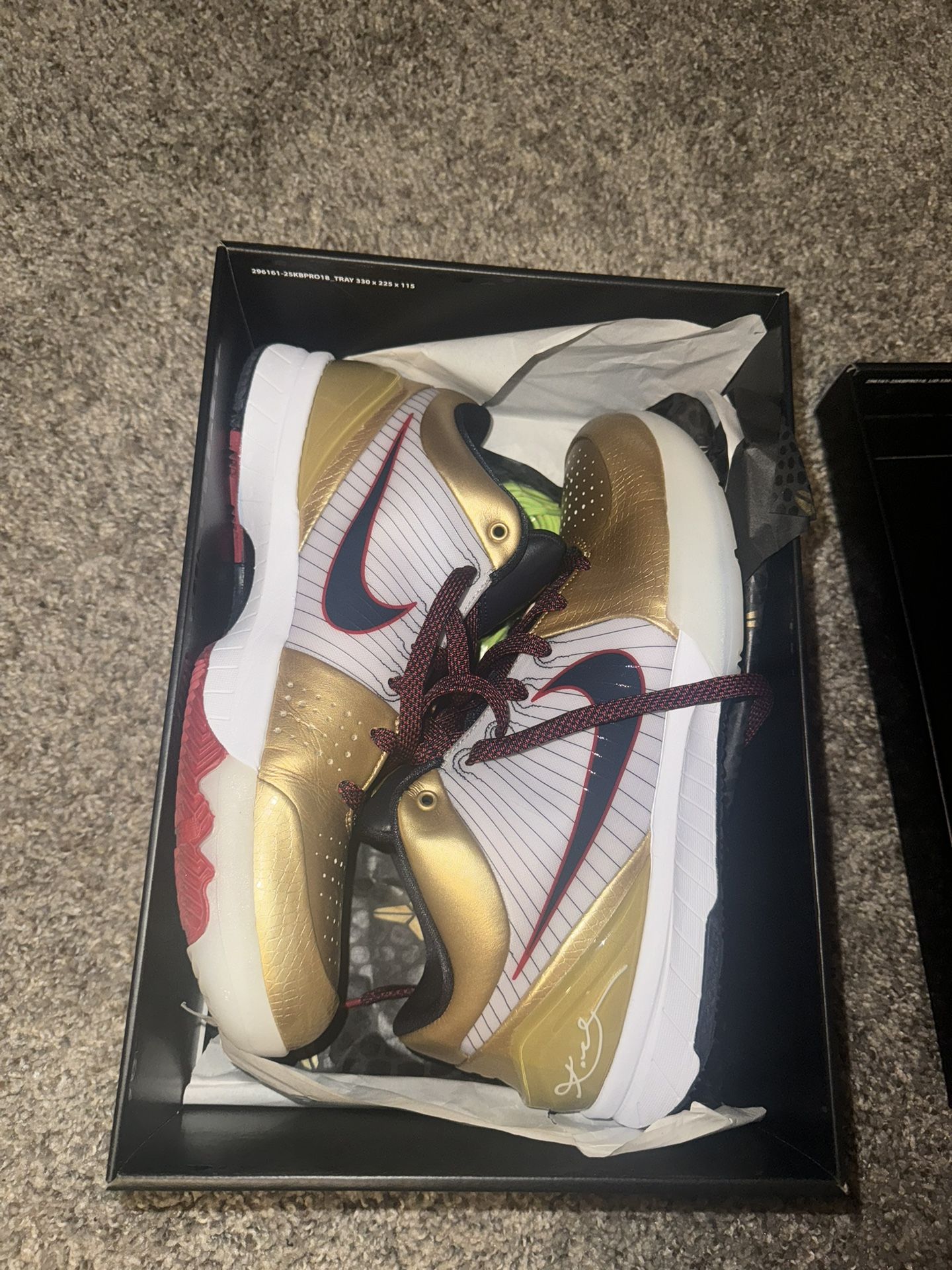 Kobe 4s