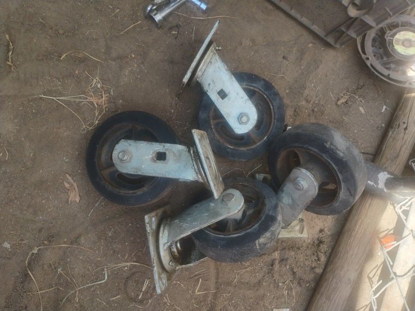 6 X 2 Wheels Good Condition $50 Set Used