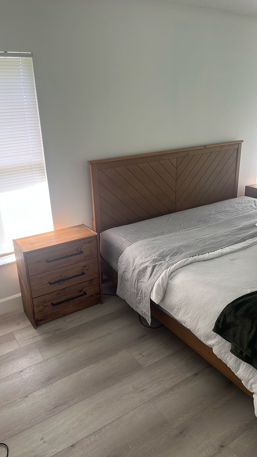 King Size Bed Frame 2 Nightstands