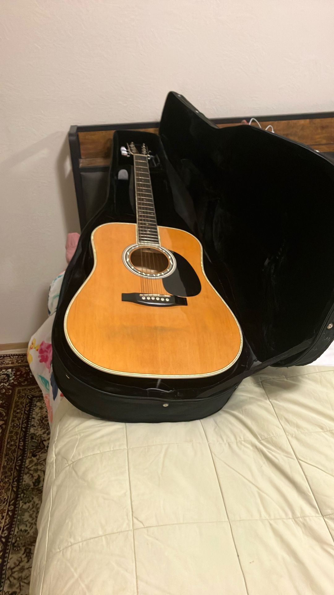 Esteban Guitar