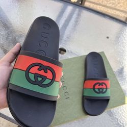 Gucci Slides 