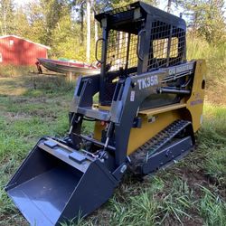 NEW!! Compact Track Loader 35HP! Gas Engine