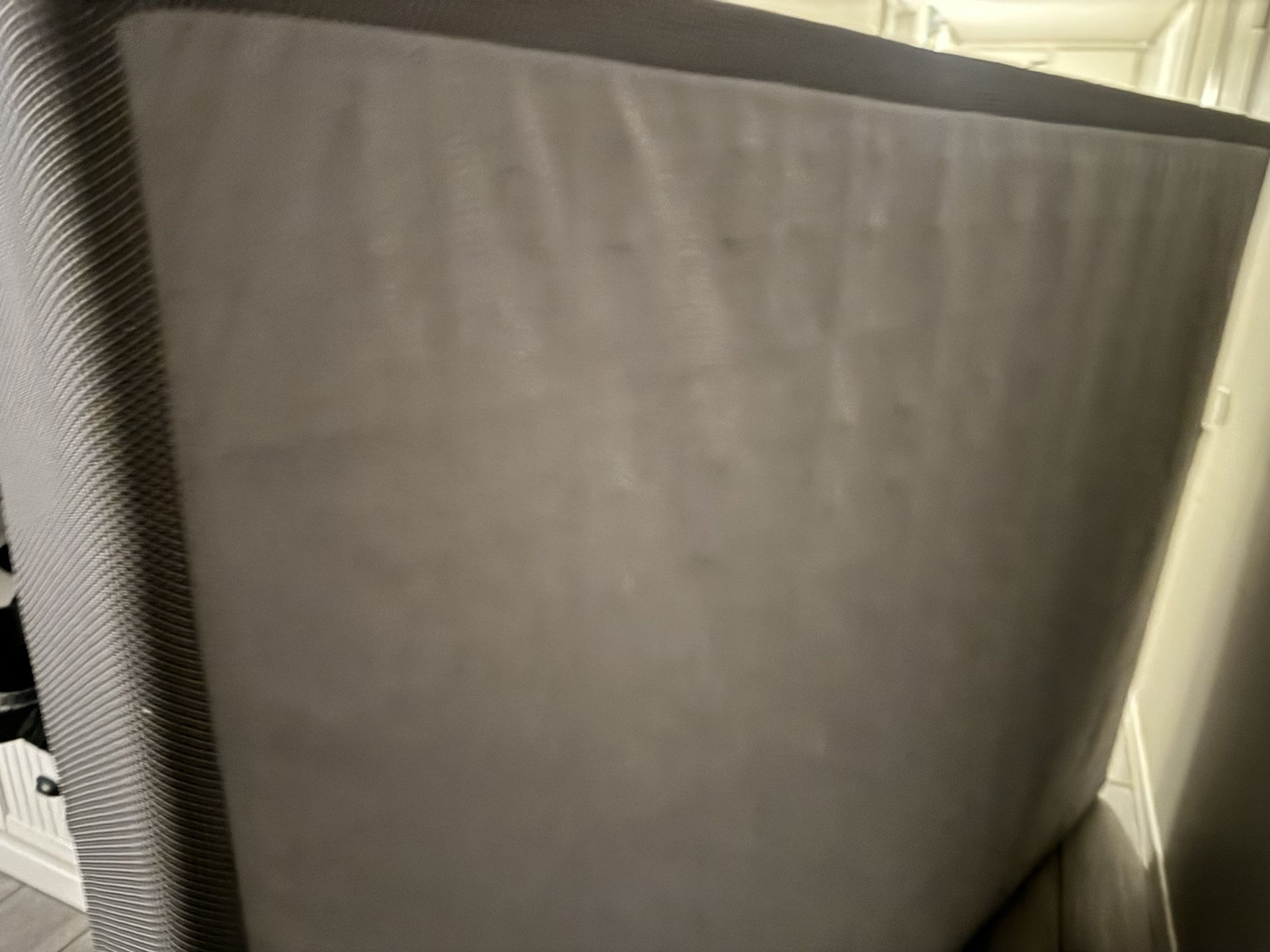 Box spring Mattress Queen