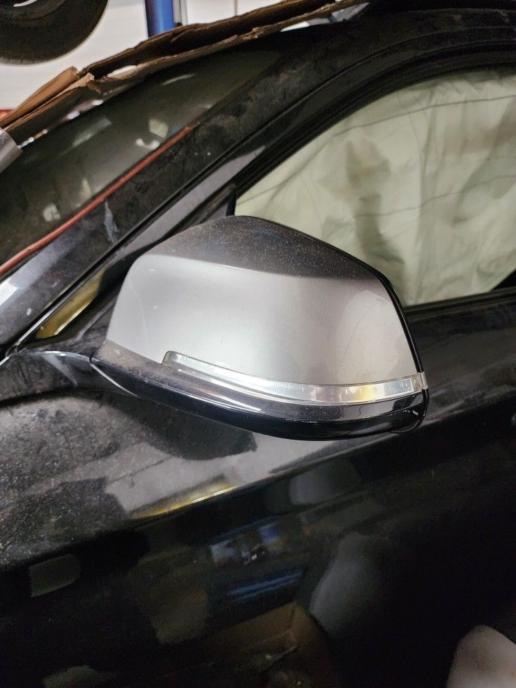 2016 BMW M2 Side Mirrors+Housing (Both Sides As A Pair)