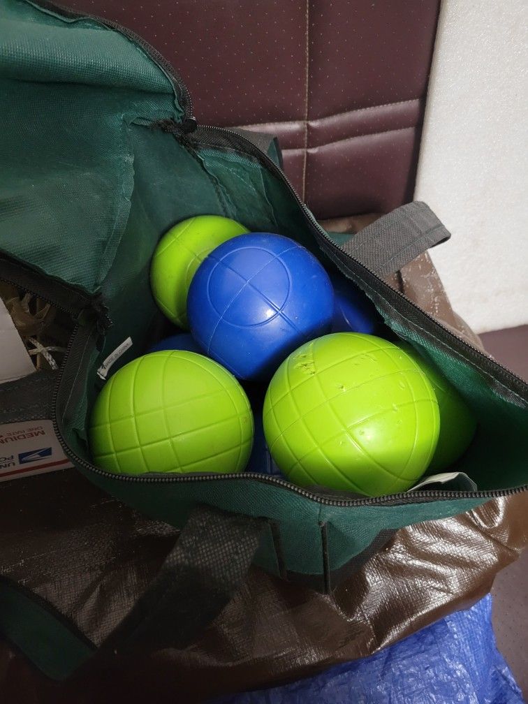 Bocce Ball Game