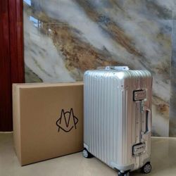 RIMOWA Original Cabin Carry On 