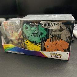 Pokemon Sword and Shield Evolving Skies Elite Trainer Box ETB and Tin Costco