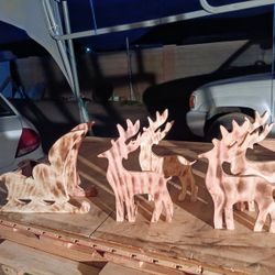 Wooden Deer & sleigh 