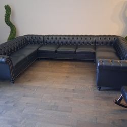 Black Leather Sectional Couch