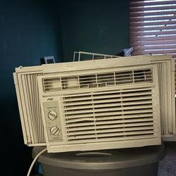  Window Air Conditioner 
