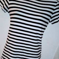 Forever 21 Tshirt Size S