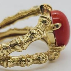 14k Vintage Red Coral Ring 