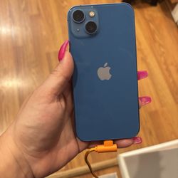 Unlocked iPhone 13 - Mint
