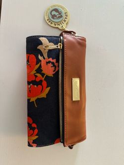 Clutch purse