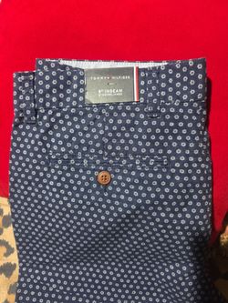 Brand new tommy short size 30