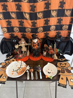 Halloween Party Decor & Servers 